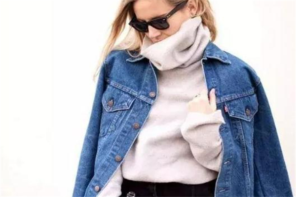 燕麦色适合黑皮肤吗,皮肤黑适合燕麦色衣服吗