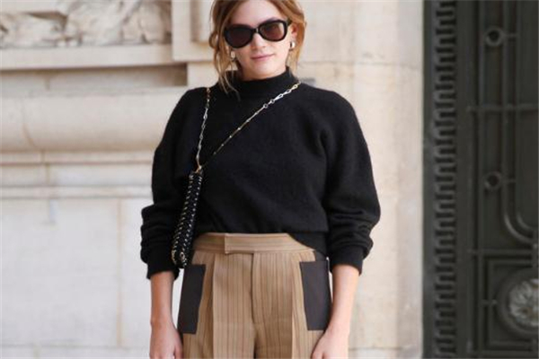 半高领带绒打底衫,半袖针织衫搭配图片