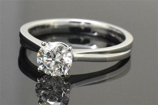 60分钻戒市场价多少,影响钻石价格的因素 60分钻戒市场价多少,影响钻石价格的因素