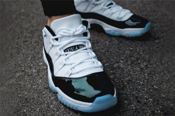 aj11的鞋带怎么系比较好看,aj1低帮鞋带怎么系好看