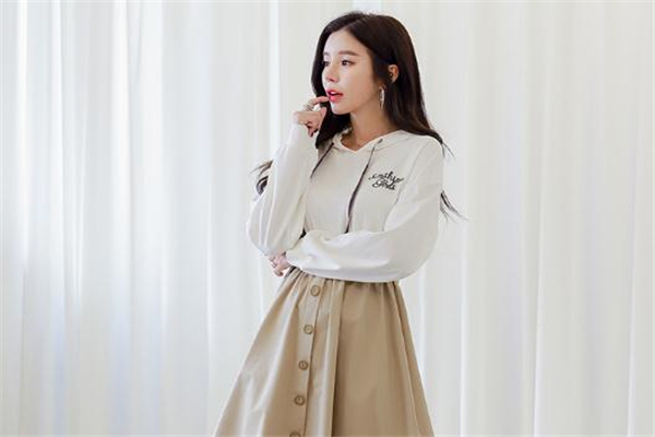 休闲拼接连衣裙适合多大年龄穿,休闲拼接连衣裙