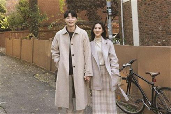 第一次见男朋友父母的穿搭,见男朋友父母穿什么