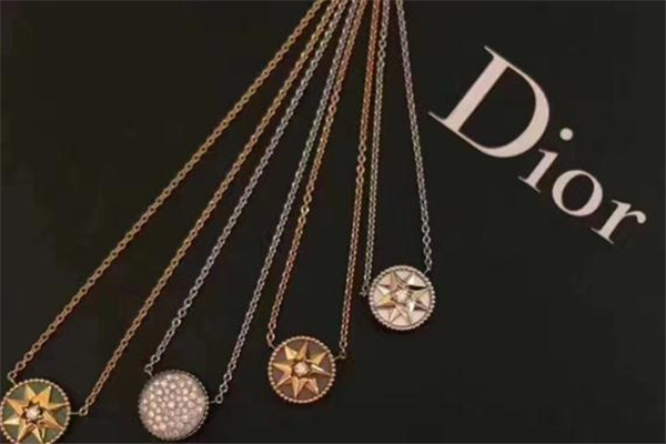 迪奥八芒星项链图片,迪奥六芒星项链