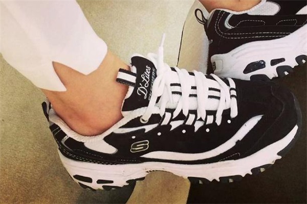 斯凯奇和耐克哪个舒服,斯凯奇比耐克舒服吗