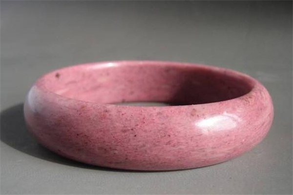 桃花玉有收藏价值吗,桃花玉值钱吗