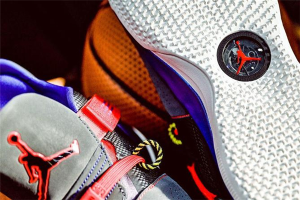 欧文5和aj34对比,aj34和欧文5哪个实战更好