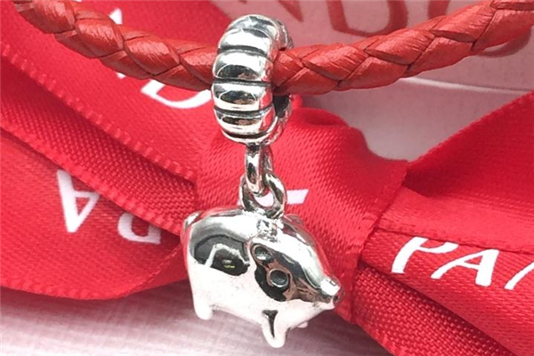 潘多拉红绳手链怎么戴,潘多拉手链编绳款式