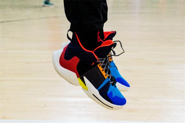 威少3值得入手吗,威少3代低帮