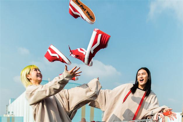 vans猪年限定真假对比,vans新年限定