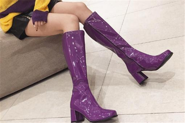 颜色太亮了怎么办,鲜亮的颜色对不对