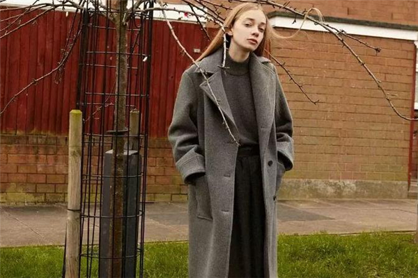 如何缝双面呢大衣,双面呢大衣都是手工缝制吗