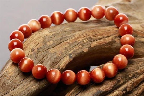 红虎眼石的功效和作用,虎眼石的好处