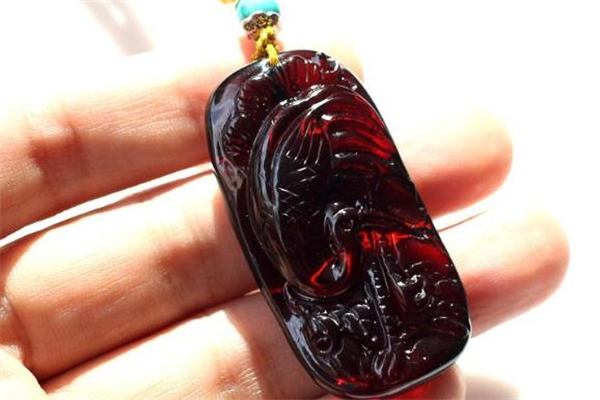 染色血珀的鉴别方法,血珀鉴别的几种简单方法