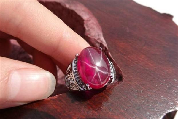 星光红宝石值钱吗,星光红宝石的价格