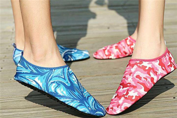 赤足鞋舒服吗,赤足鞋是什么意思 赤足鞋舒服吗,赤足鞋是什么意思