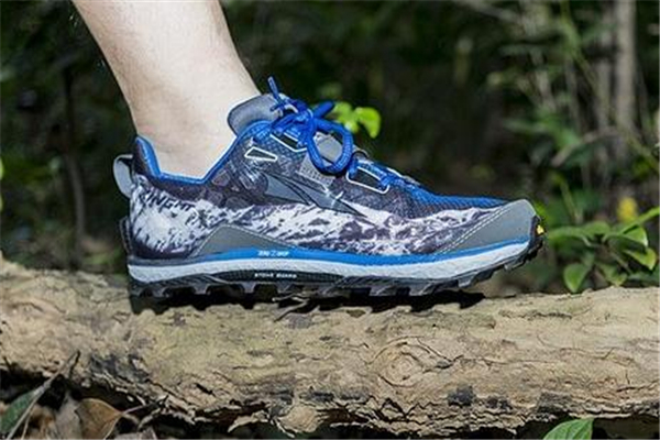 越野跑鞋可以登山穿吗,越野跑鞋可以当登山鞋穿吗 越野跑鞋可以登山穿吗,越野跑鞋可以当登山鞋穿吗