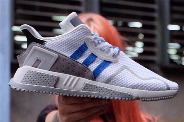 鞋子小了如何撑大,鞋小了怎样把鞋撑大 鞋子小了如何撑大,鞋小了怎样把鞋撑大