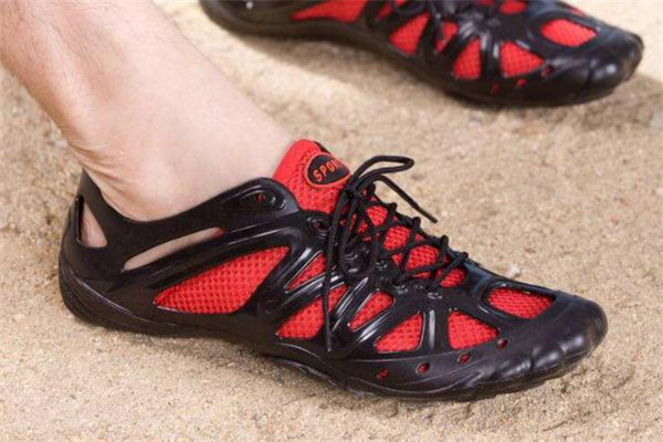 什么是涉水鞋,干鞋器原理