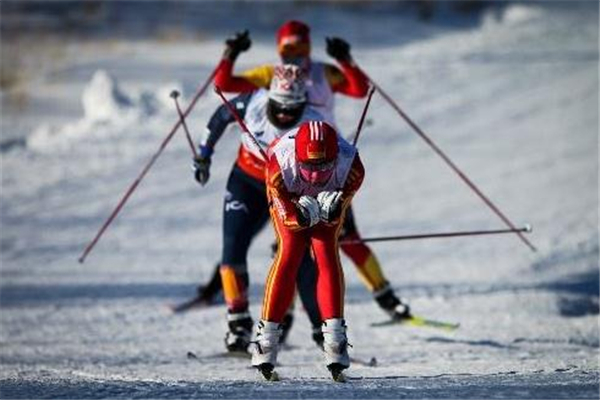 滑雪服材质,滑雪服是什么面料