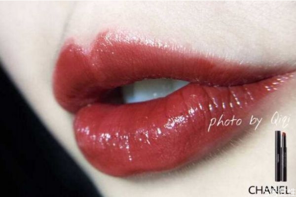 嘴唇薄适合哑光还是滋润,嘴唇薄适合哑光还是滋润的口红