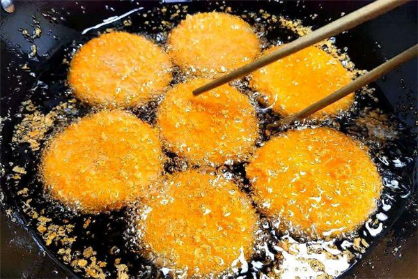 眉笔可以不洗吗,眉笔不洗会怎么样 眉笔可以不洗吗,眉笔不洗会怎么样