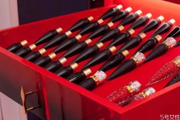 萝卜丁是最贵的口红吗,萝卜丁为什么这么贵最好的口红