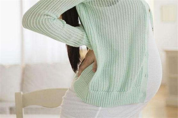 孕妇临产前的准备工作有哪些(孕妇临产前需要准备一些什么)