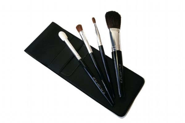 植村秀腮红全部试色,植村秀化妆刷怎么用