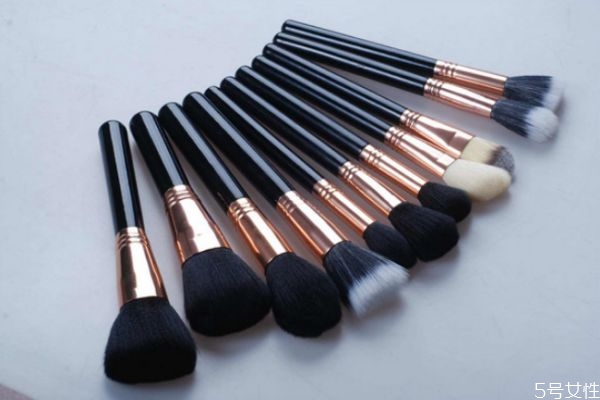 化妆刷有必要买一套吗,化妆刷有必要买一整套吗