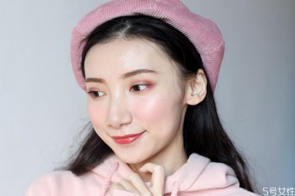 化妆之后脸太白了怎么办,化完妆觉得太白了怎么办