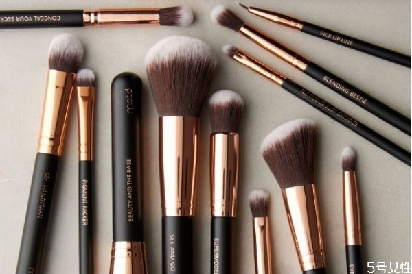 化妆刷越软越好吗,化妆刷清洗后不蓬松