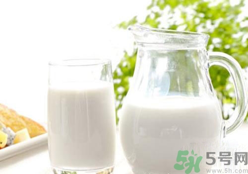 痛风喝什么牛奶好(痛风的人喝什么牛奶最好)