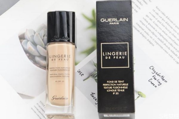 国产遮瑕最好的粉底液,遮瑕好的粉底液排行