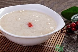 吃燕窝期间，应该注意些什么？(吃燕窝期间要忌什么)