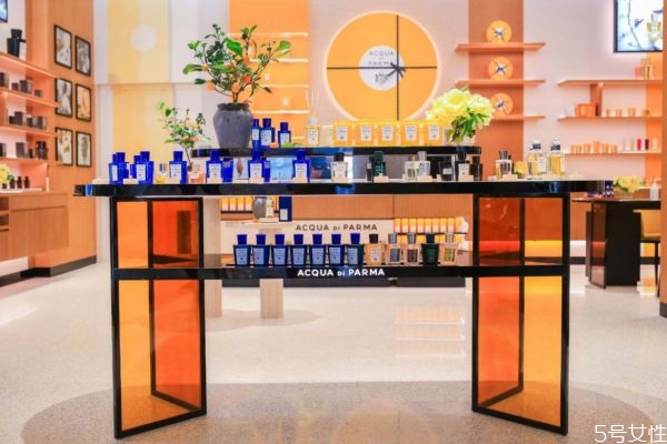 哺乳期能用香水吗?,哺乳期能用香水吗?宝宝53天