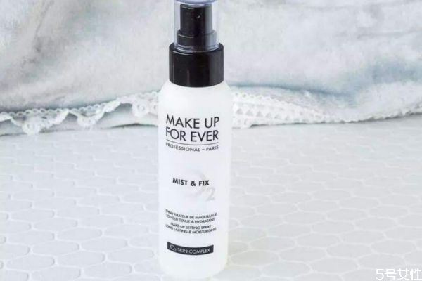 定妆喷雾哪个牌子好用推荐,定妆喷雾哪个牌子好用持久