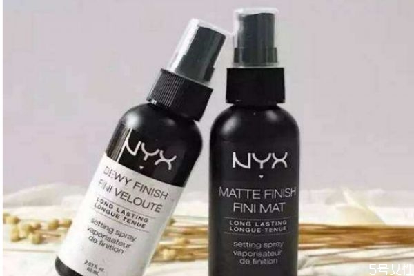 用散粉后还需要用定妆喷雾吗,用了散粉还需要用定妆喷雾吗 用散粉后还需要用定妆喷雾吗,用了散粉还需要用定妆喷雾吗