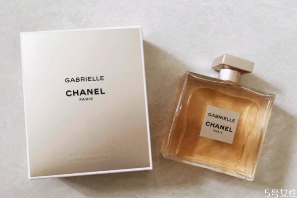 香水喷多了如何快速去除,香水喷多了怎么快速去除