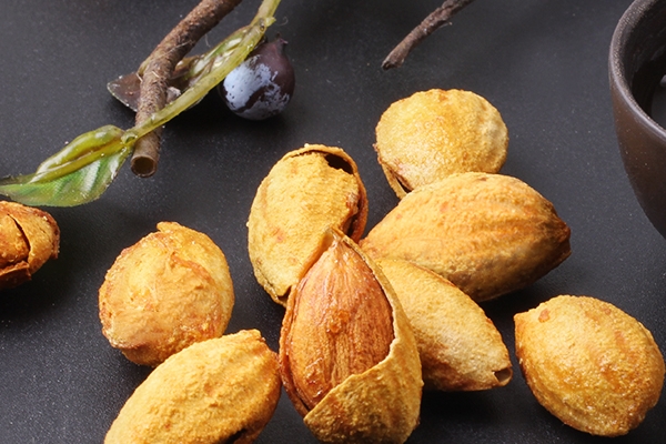 减肥一天吃多少巴旦木合适,巴旦木减肥期间怎么吃