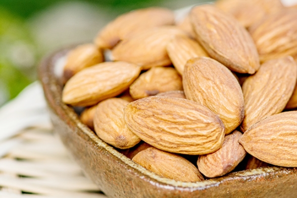 巴旦木的营养成分含量表,巴旦木的营养成分表 巴旦木的营养成分含量表,巴旦木的营养成分表