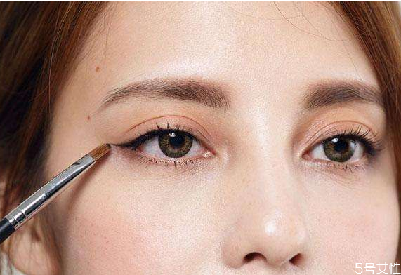 眼线笔的笔尖干了怎么办,眼线液笔笔尖干了怎么办