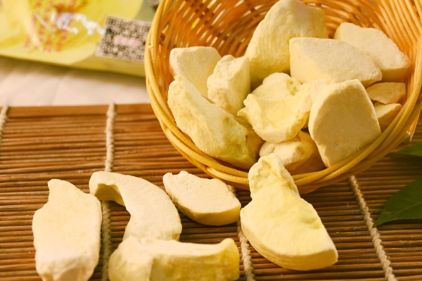 女人吃榴莲干的好处和坏处,女人吃榴莲干有什么好处