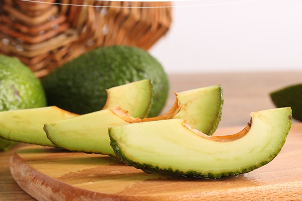 牛油果宝宝辅食怎么吃,宝宝辅食牛油果怎么吃好吃