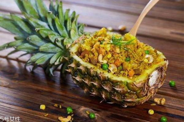 菠萝的吃法禁忌,菠萝禁忌和食用方法 菠萝的吃法禁忌,菠萝禁忌和食用方法