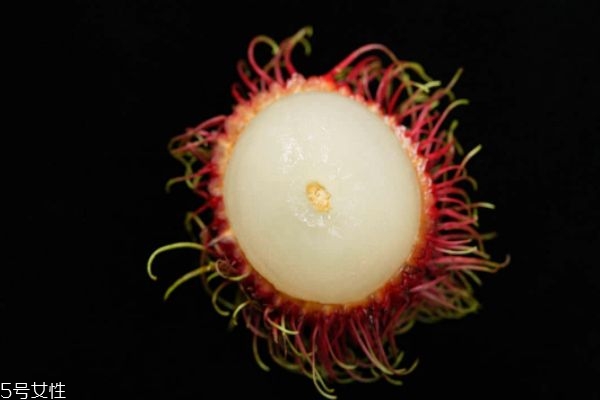 红毛丹吃法,红毛丹可以直接吃吗 红毛丹吃法,红毛丹可以直接吃吗