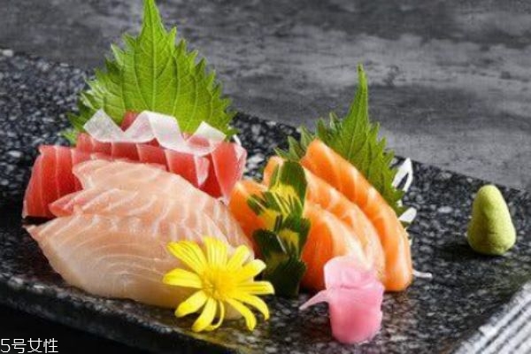 什么鱼可以做生鱼片吃,草鱼鱼生的做法