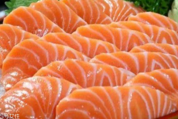 三文鱼的营养价值及功效,三文鱼的营养价值及功效和禁忌 三文鱼的营养价值及功效,三文鱼的营养价值及功效和禁忌