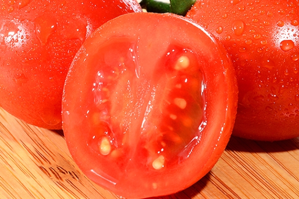 圣女果吃多了有啥坏处,吃圣女果对口腔溃疡有帮助吗 圣女果吃多了有啥坏处,吃圣女果对口腔溃疡有帮助吗