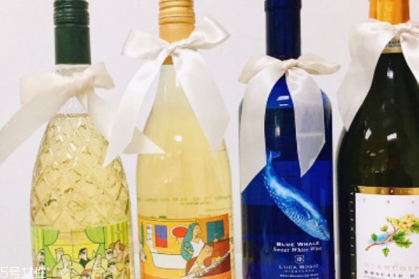 起泡酒是什么酒,起泡酒是什么味道 起泡酒是什么酒,起泡酒是什么味道