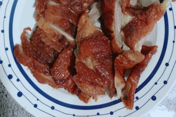 北京烤鸭的吃法步骤,北京烤鸭的吃法介绍 北京烤鸭的吃法步骤,北京烤鸭的吃法介绍